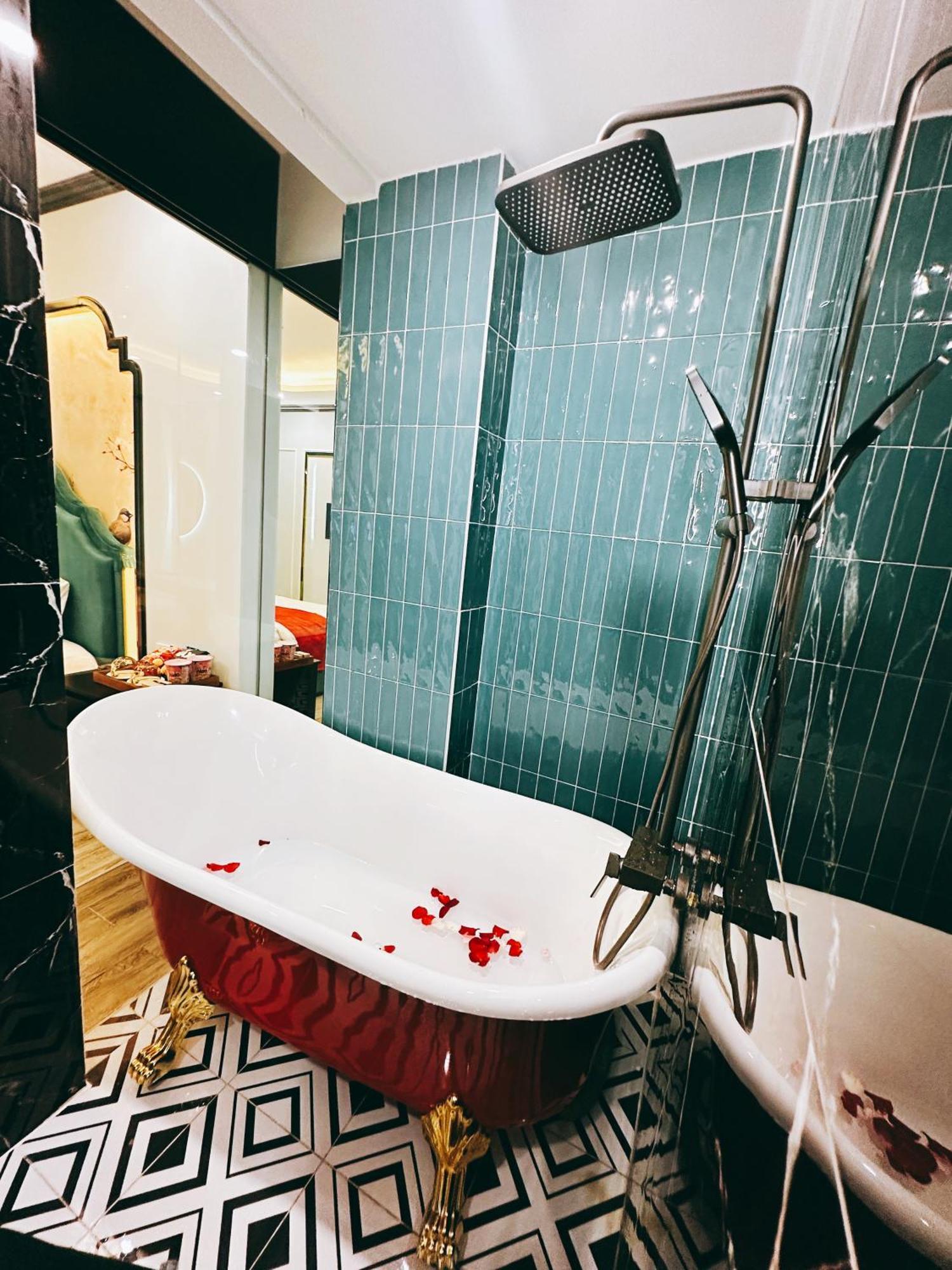 Tan Binh Hotel ホーチミン市 エクステリア 写真
